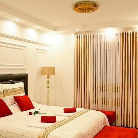 Luxury Apartment Karic Free Parking ทูซลา ภายนอก รูปภาพ