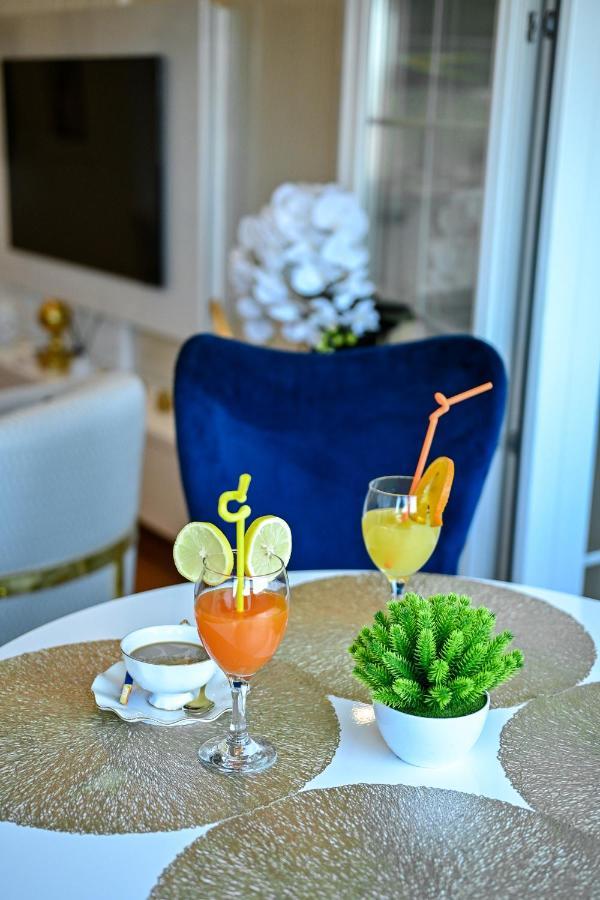 Luxury Apartment Karic Free Parking ทูซลา ภายนอก รูปภาพ