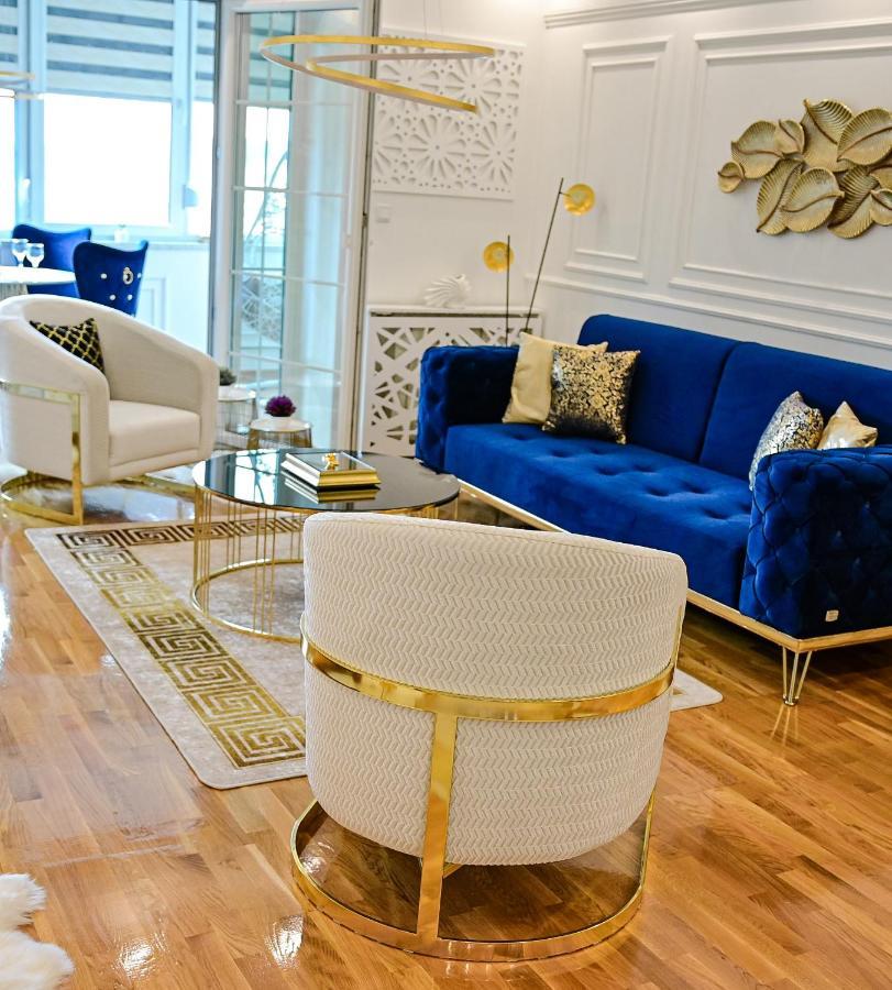 Luxury Apartment Karic Free Parking ทูซลา ภายนอก รูปภาพ
