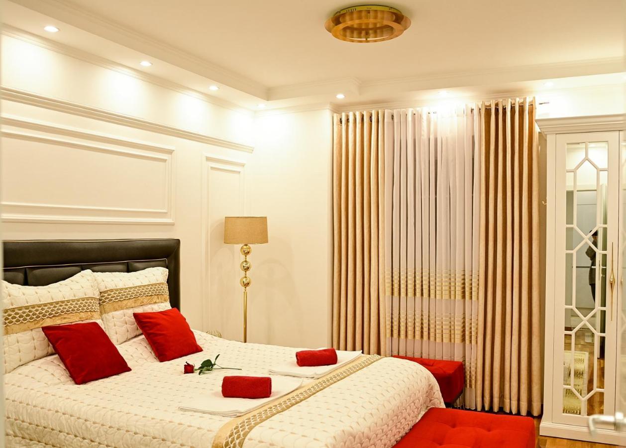 Luxury Apartment Karic Free Parking ทูซลา ภายนอก รูปภาพ