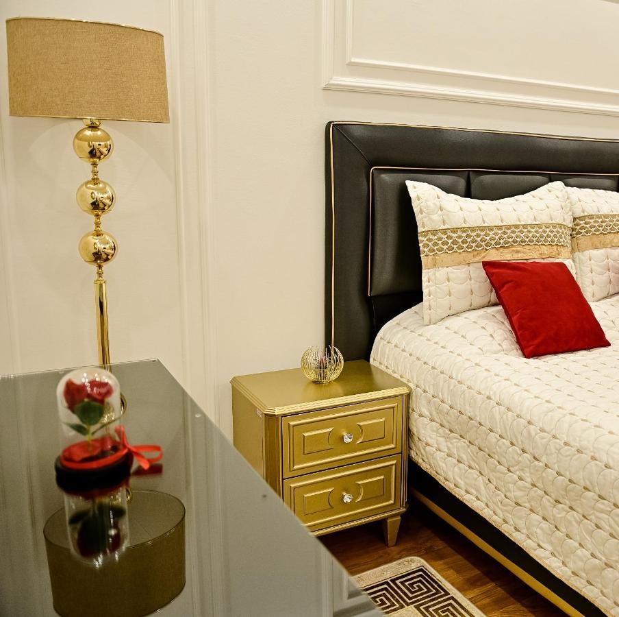 Luxury Apartment Karic Free Parking ทูซลา ภายนอก รูปภาพ
